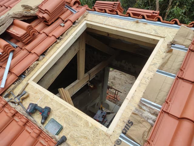 Durante — Janela Inclinada — Jet Construções